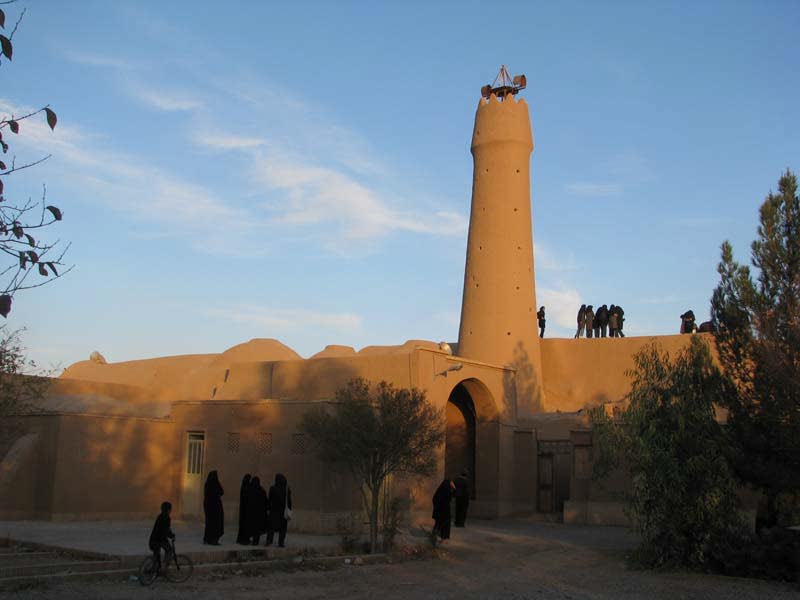 پروژه پاورپوینت درباره مسجد جامع فهرج یزد